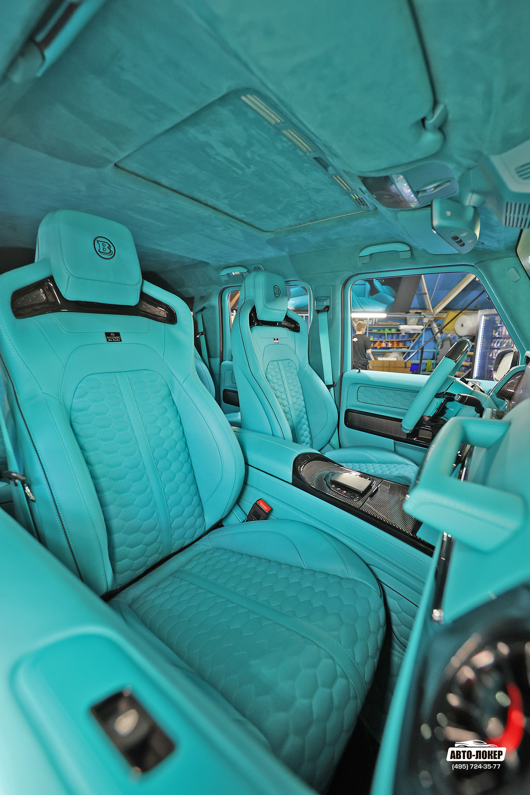 Перетяжка потолка алькантарой  MB Gelandewagen Tiffani