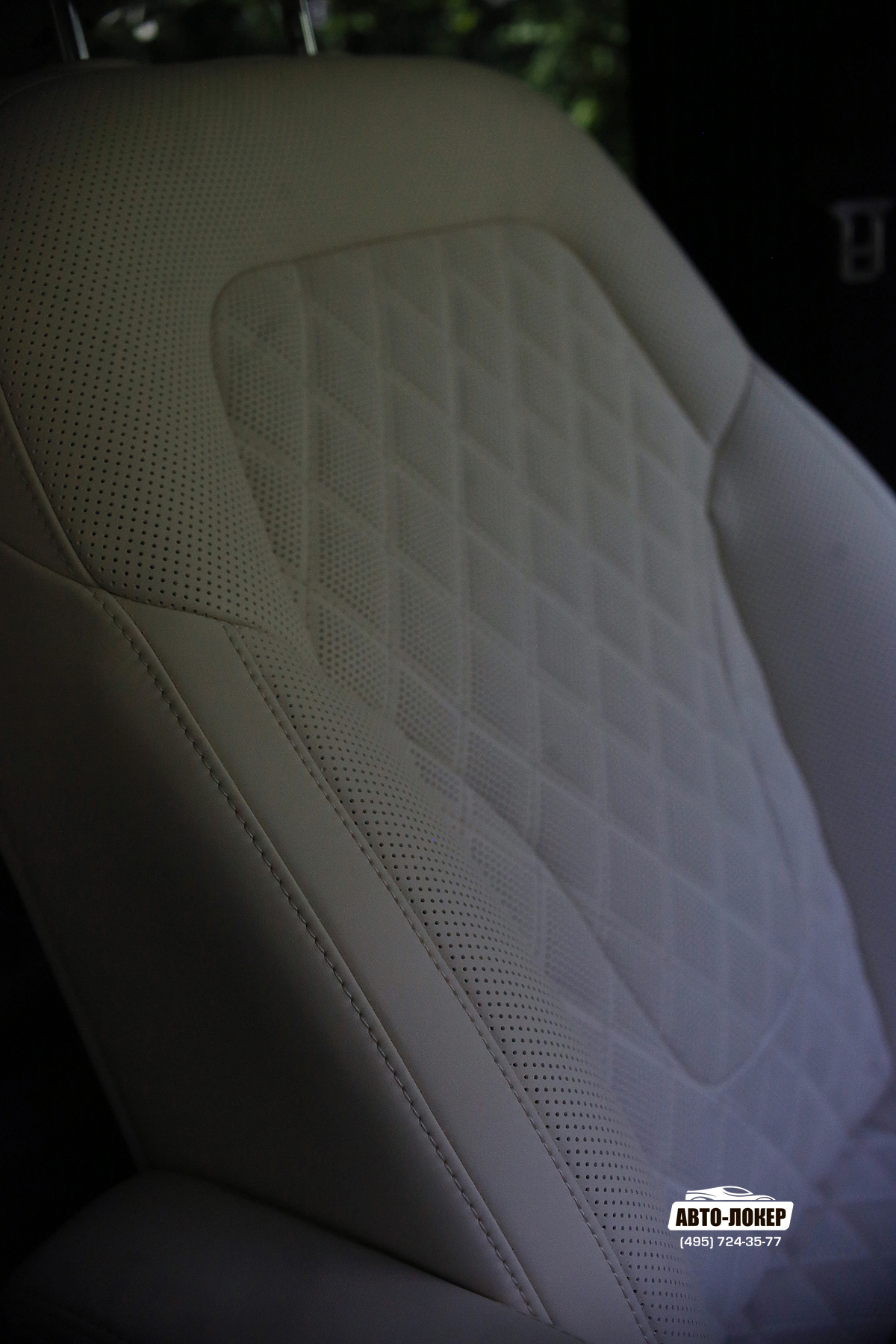 Перетяжка кожей сидений Mercedes V-klass W447